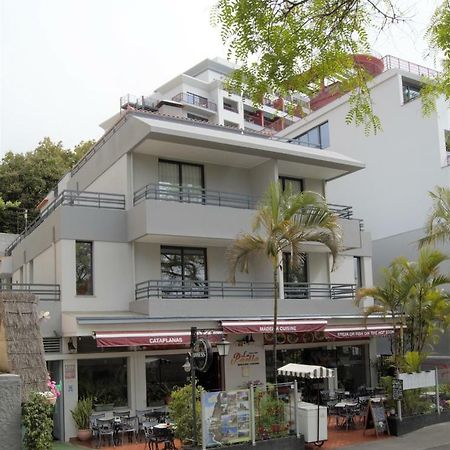 Apartamentos Turisticos Vitoria By Petit Hotels Funchal  Exterior photo
