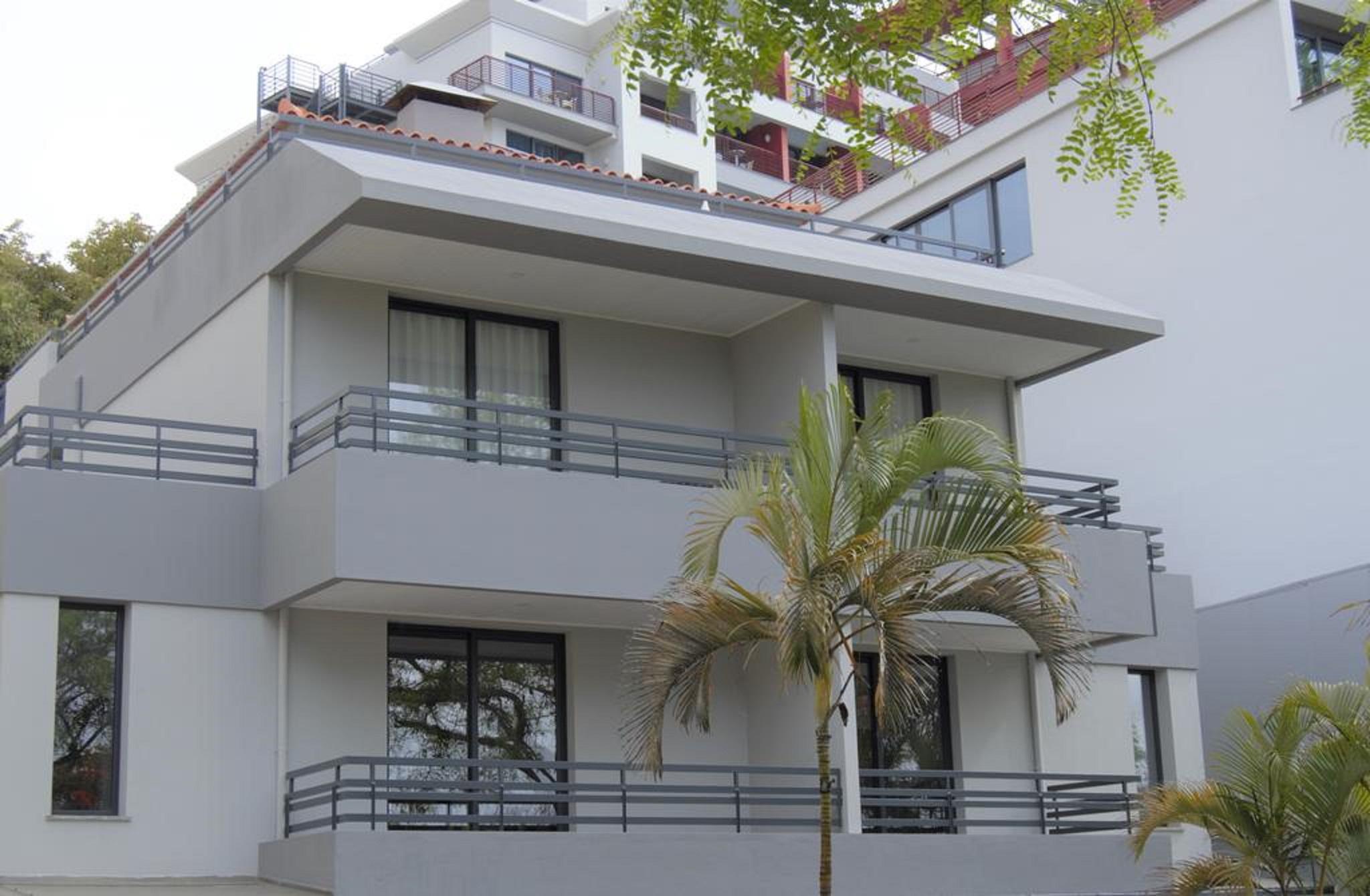 Apartamentos Turisticos Vitoria By Petit Hotels Funchal  Exterior photo
